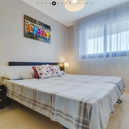 Sea Senses Skyline Torrevieja Apartamento Exterior foto