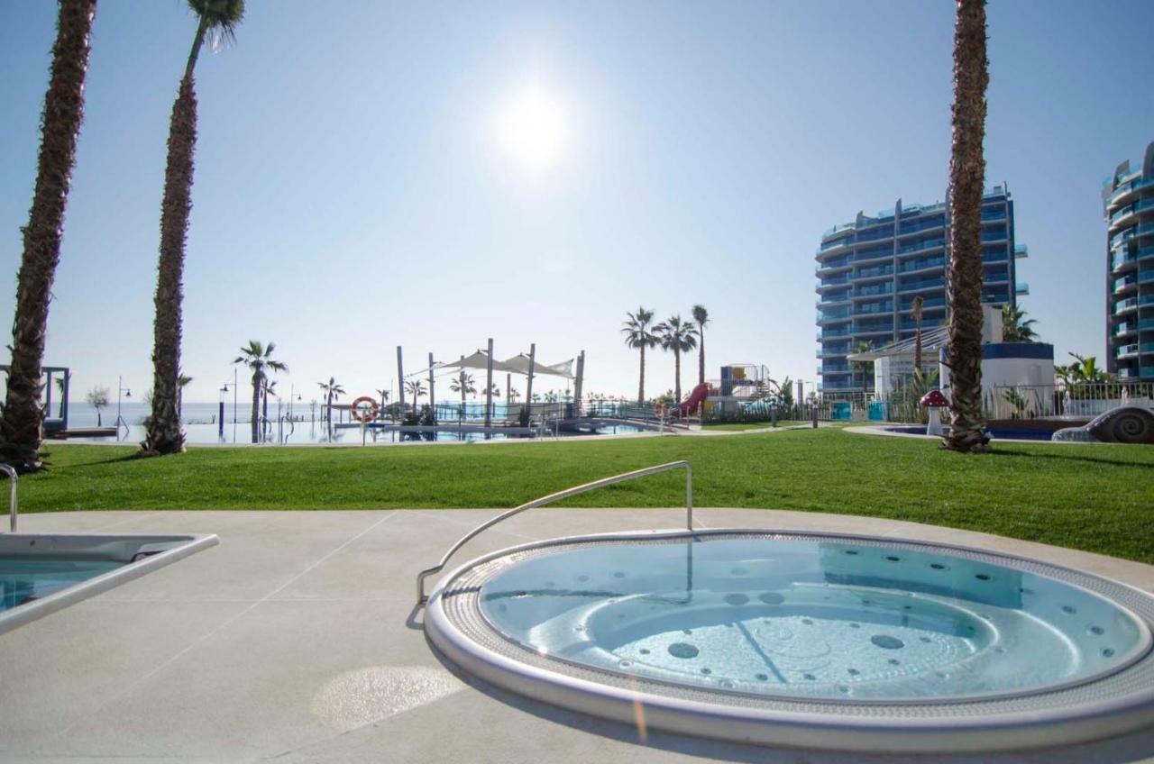 Sea Senses Skyline Torrevieja Apartamento Exterior foto